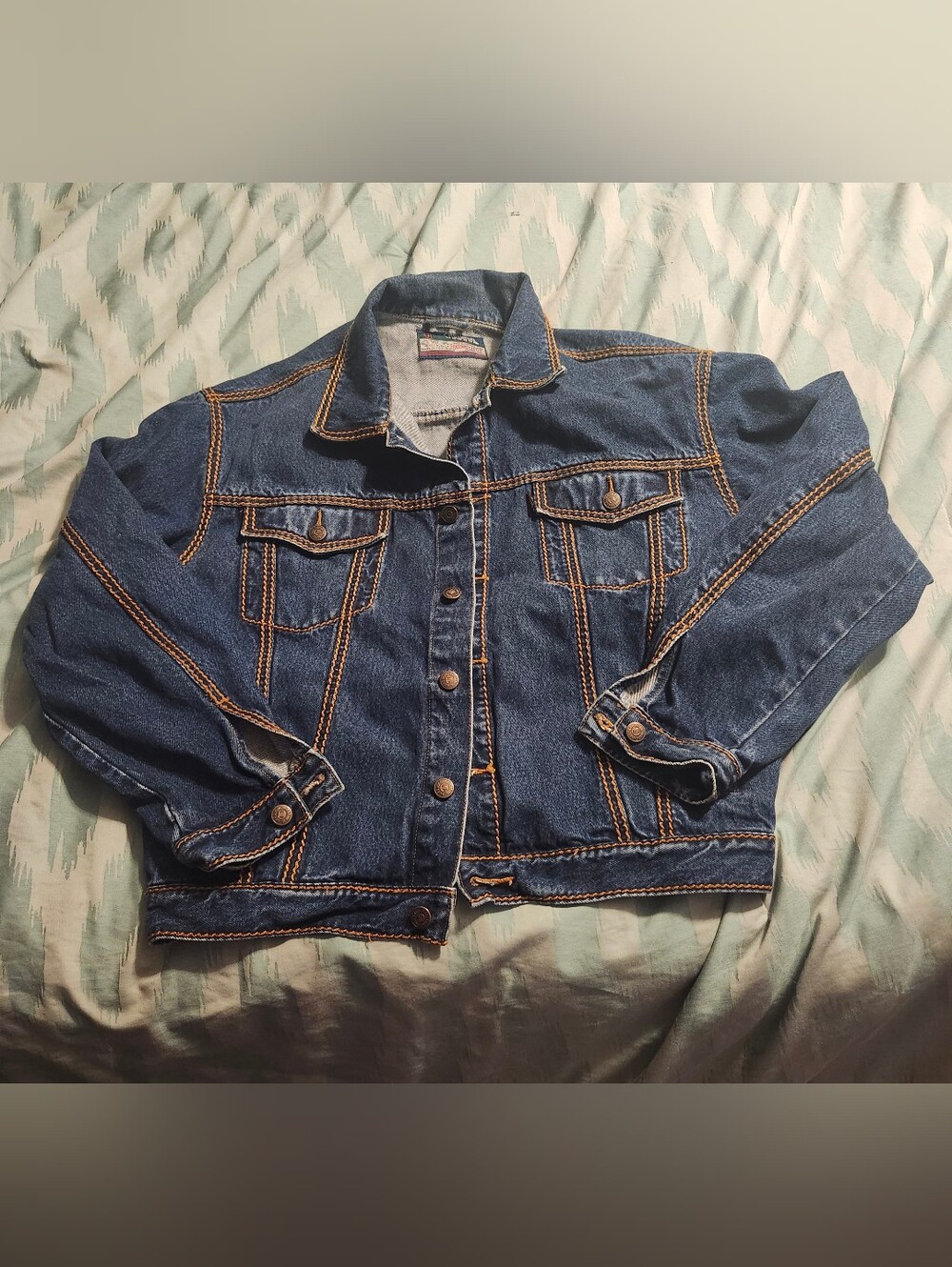 Vintage 90's Cardinal Classic Denim Jean Jacket Men's Size Medium Rare.